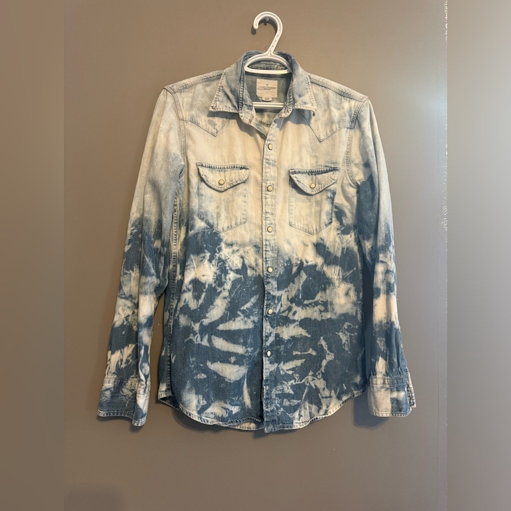 Denim pearl snap